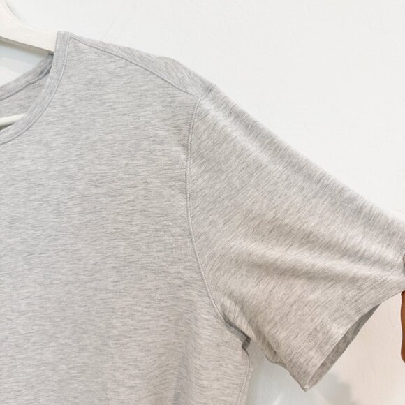 Lululemon Mens Gray 5‎ Year Basic Short Sleeve T-Shirt - Picture 6 of 9